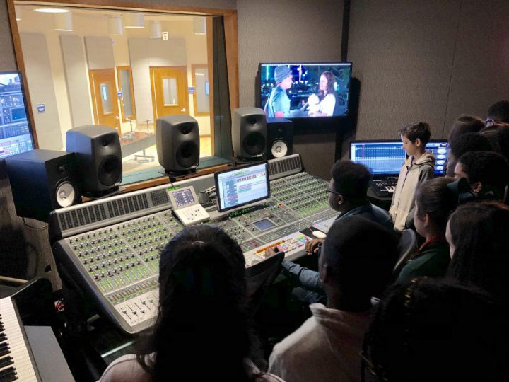 Magnet Students visiting the MDC North Campus Studios